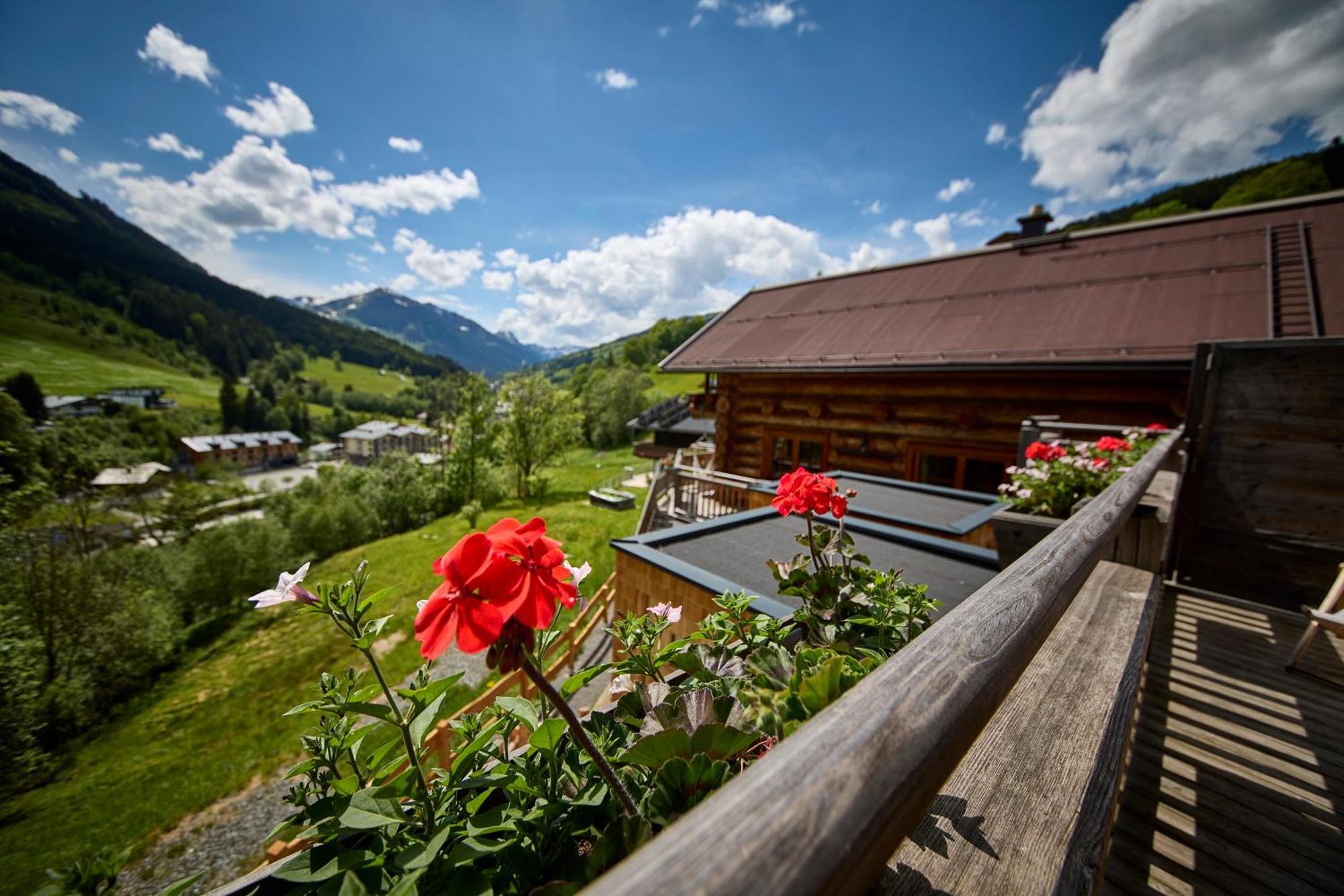 Apartamento Drei Hittn Saalbach Exterior foto